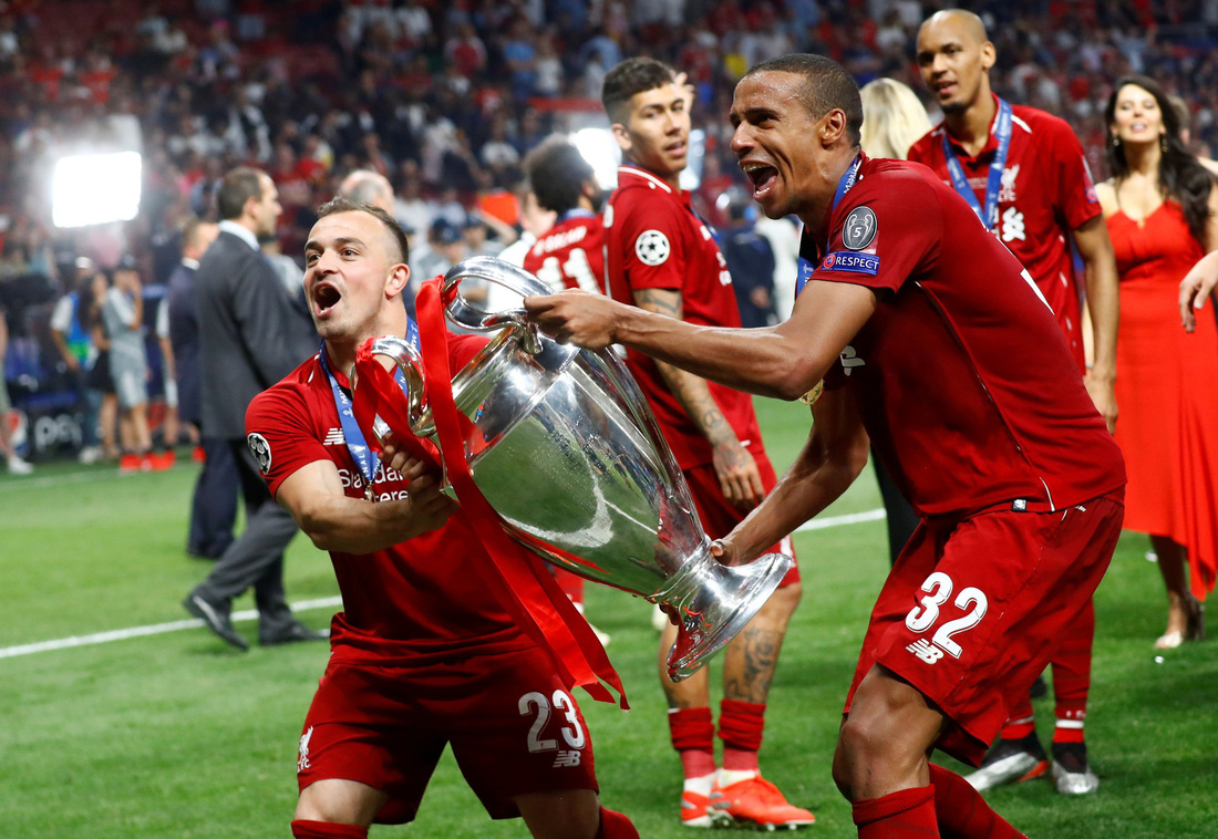 Liverpool tưng bừng ăn mừng chức vô địch Champions League - Ảnh 13.