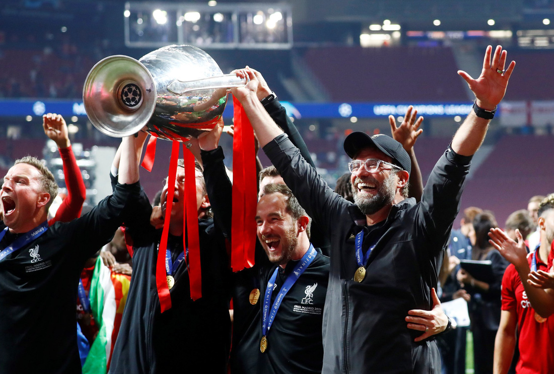 Liverpool tưng bừng ăn mừng chức vô địch Champions League - Ảnh 14.