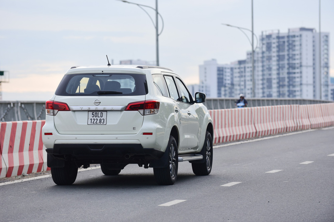 Đánh giá xe Nissan Terra ở hai mục đích sử dụng phổ biến nhất Việt Nam - Ảnh 4.