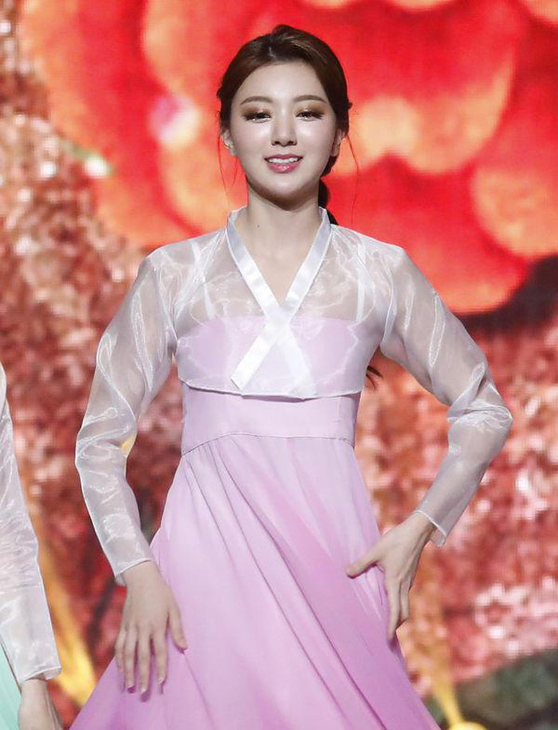 Miss Korea 2019 bị dân mạng Hàn phản ứng dữ dội: Giống áo ngực hơn hanbok - Ảnh 4.