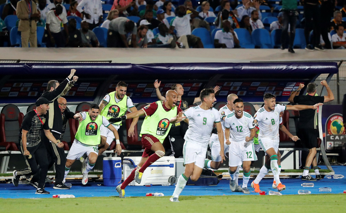 Algeria ăn mừng trong phấn khích sau khi lên ngôi vô địch CAN 2019 - Ảnh 2.