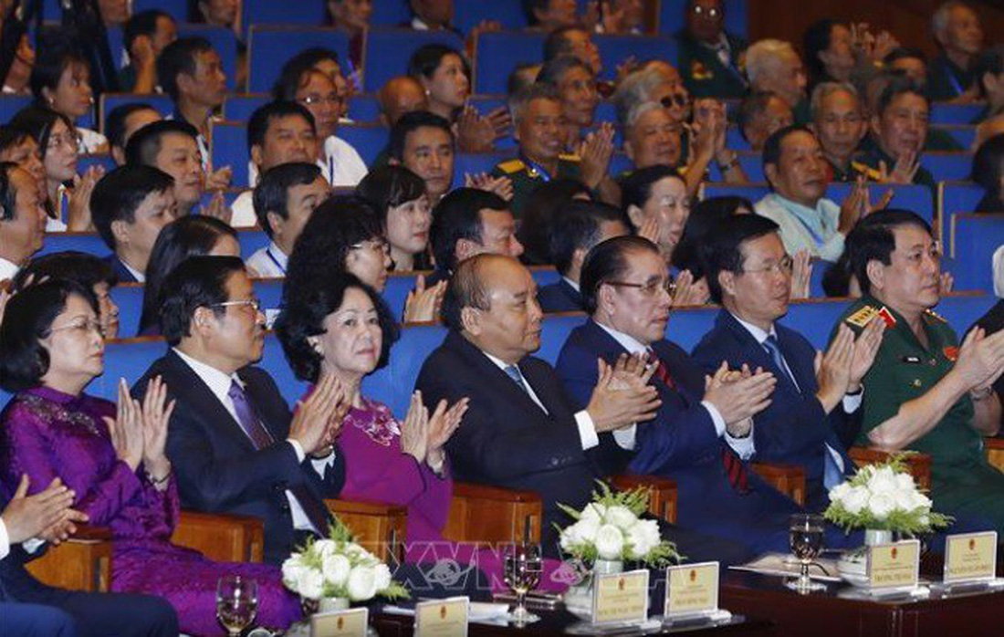 Thủ tướng Nguyễn Xuân Phúc tri ân thương bệnh binh và người có công - Ảnh 3.