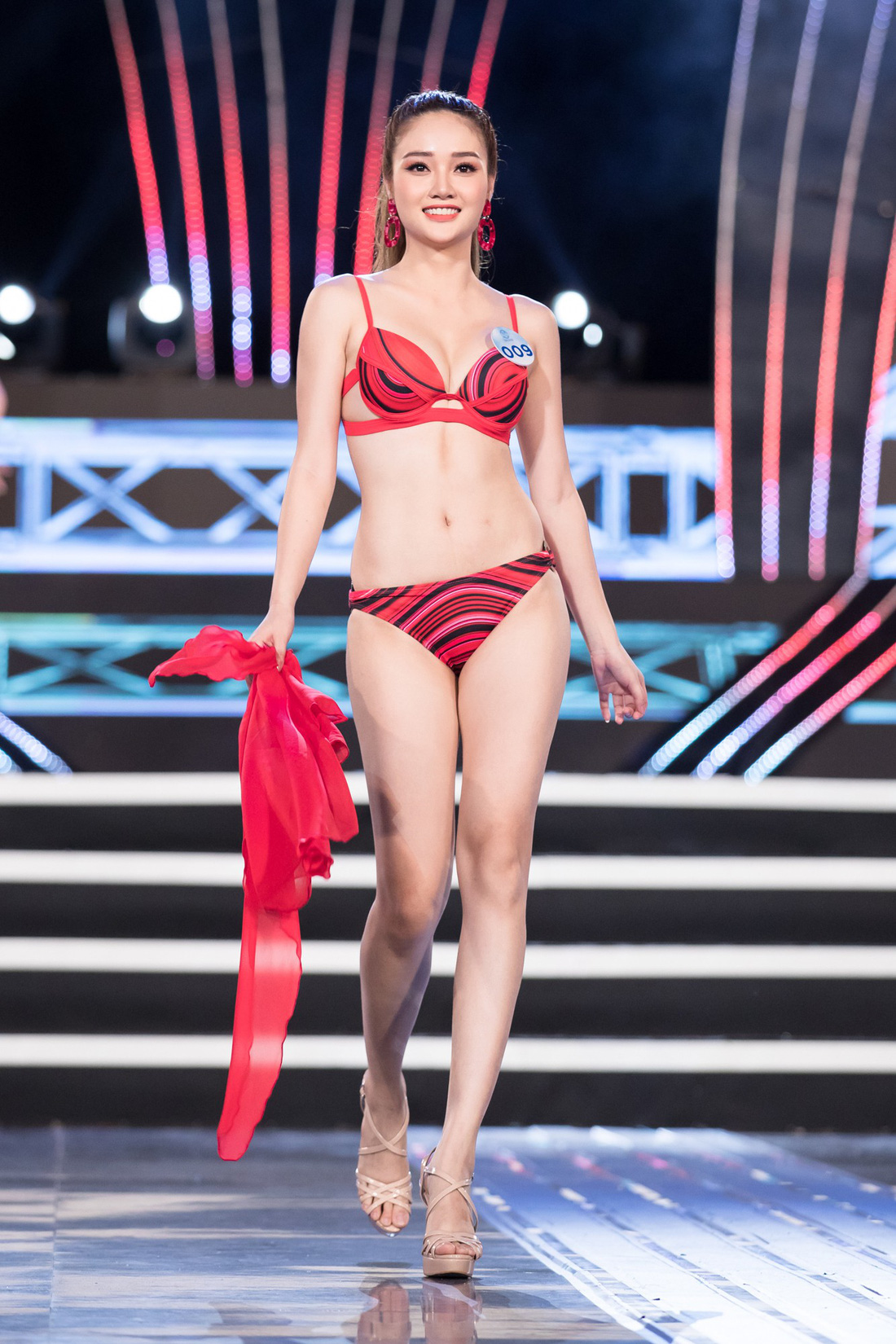 25 thí sinh Miss World Việt Nam 2019 đẹp nhất phía Bắc nóng bỏng thi bikini - Ảnh 3.