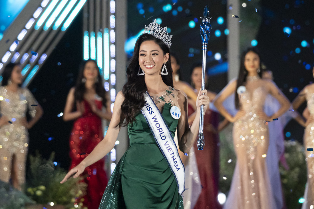 Ngắm bộ ảnh của tân Hoa hậu Thế giới Việt Nam 2019 Lương Thùy Linh - Ảnh 1.