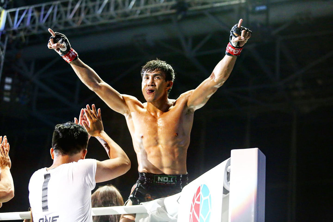 Đại chiến tưng bừng trong lần đầu tiên One Championship đến VN - Ảnh 1.