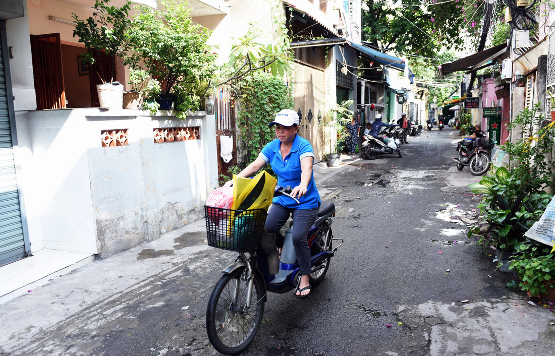 Thiệt khó tin khi Sài Gòn có những con hẻm một người - Ảnh 12.