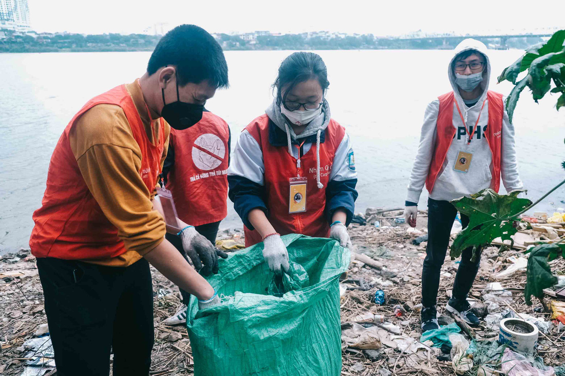 Thả cá chép, không thả túi nilông - Ảnh 8.