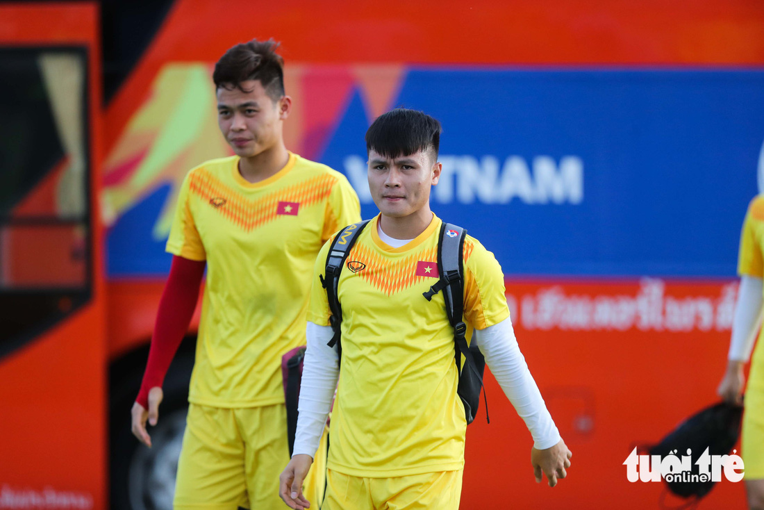 U23 Việt Nam tập rê dắt bóng trước trận gặp UAE - Ảnh 5.