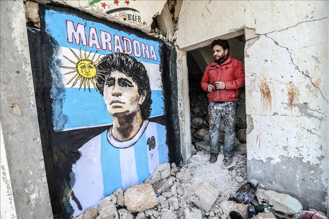 Maradona khiến mặt trời rơi lệ qua tài năng của nghệ sĩ graffiti nổi tiếng - Ảnh 9.