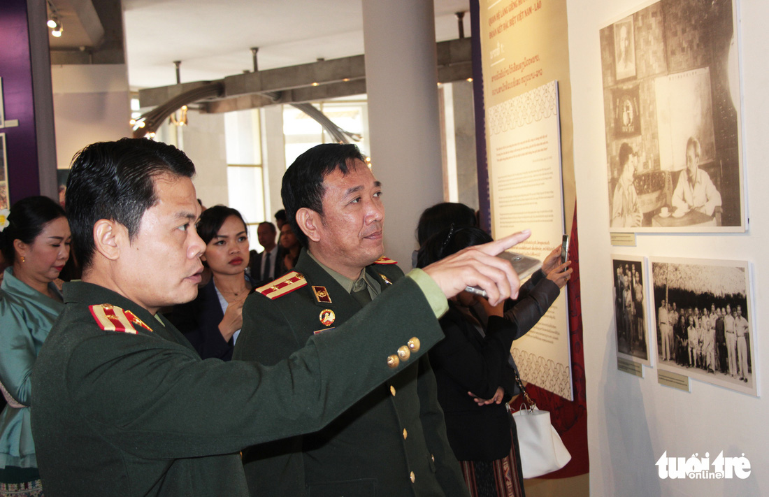 Triển lãm ảnh quan hệ hữu nghị đặc biệt Việt Nam - Lào - Ảnh 7.