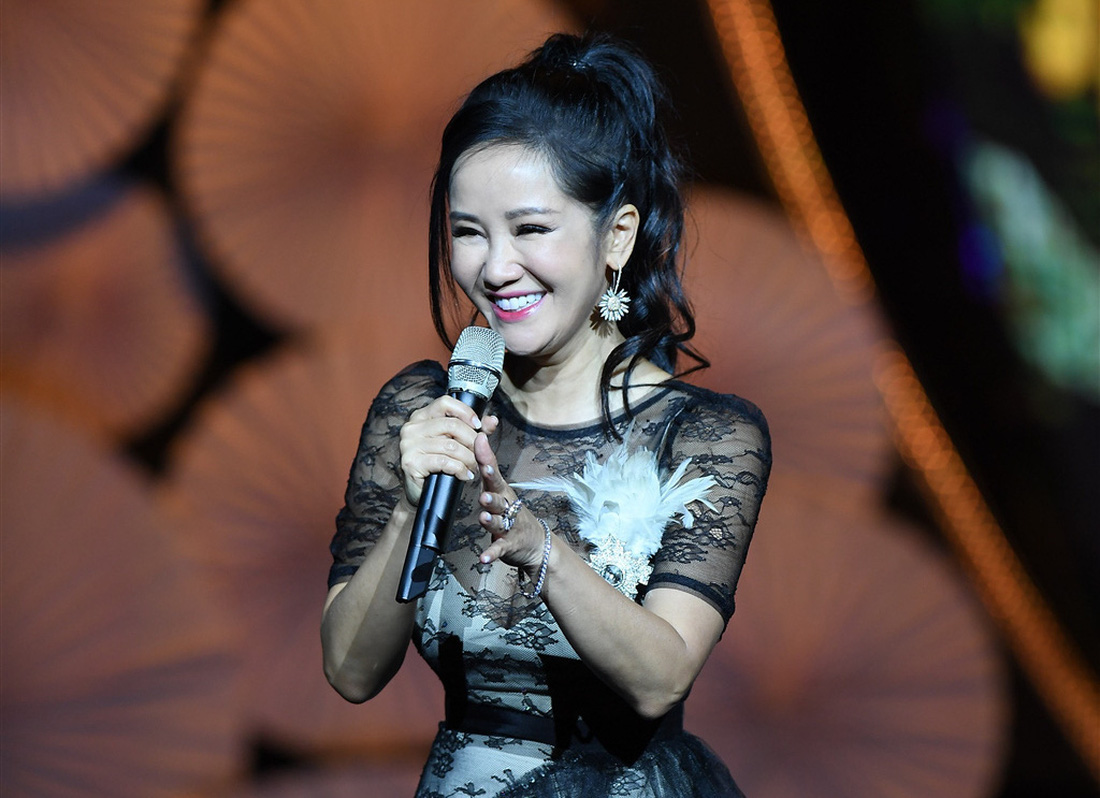 Hơn 3.000 khán giả đeo khẩu trang nghe Bằng Kiều, Thu Phương, Hồng Nhung hát - Ảnh 5.