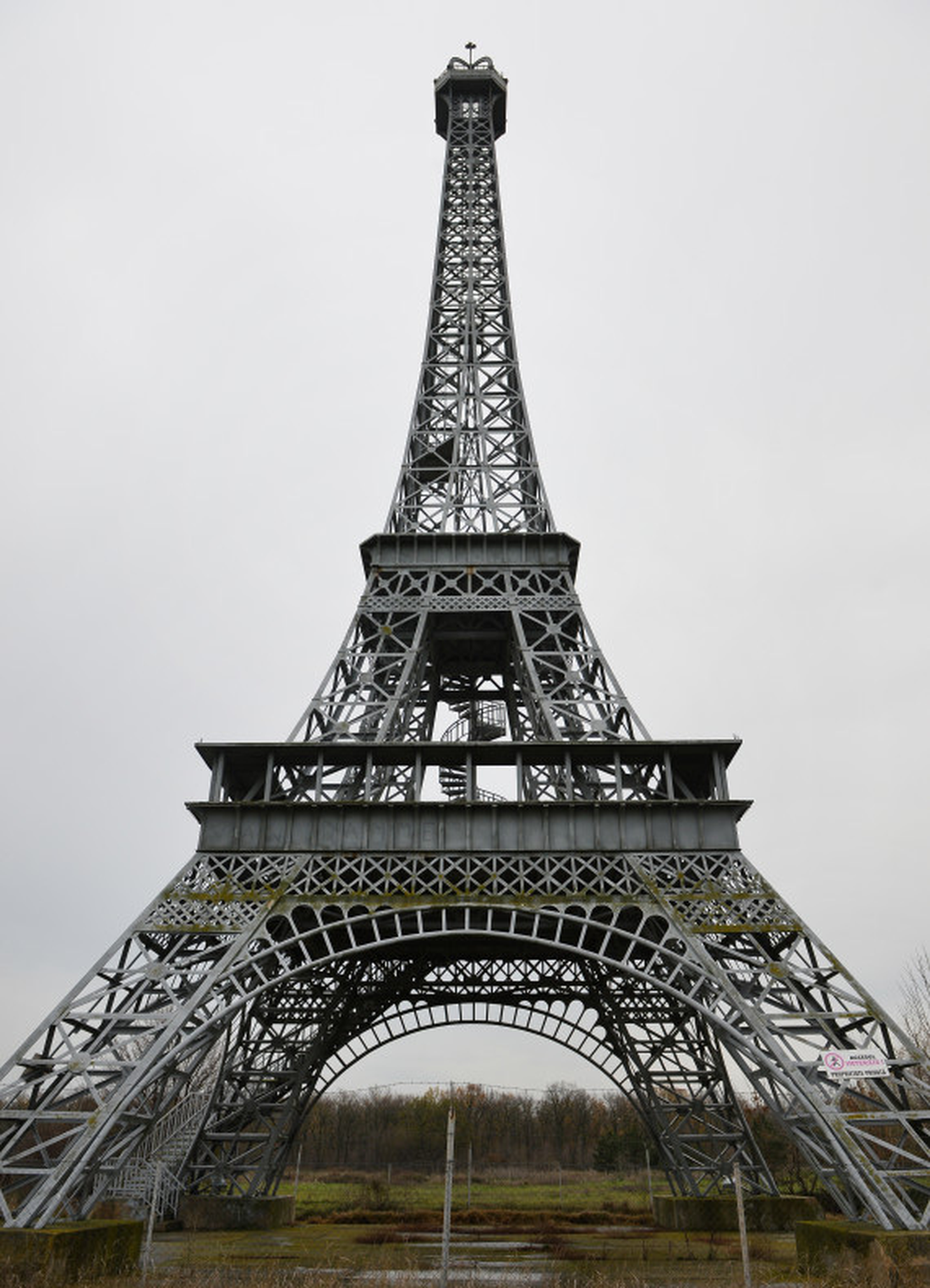 Tháp Eiffel và cảm hứng cho những phiên bản nổi tiếng trên thế giới - Ảnh 6.