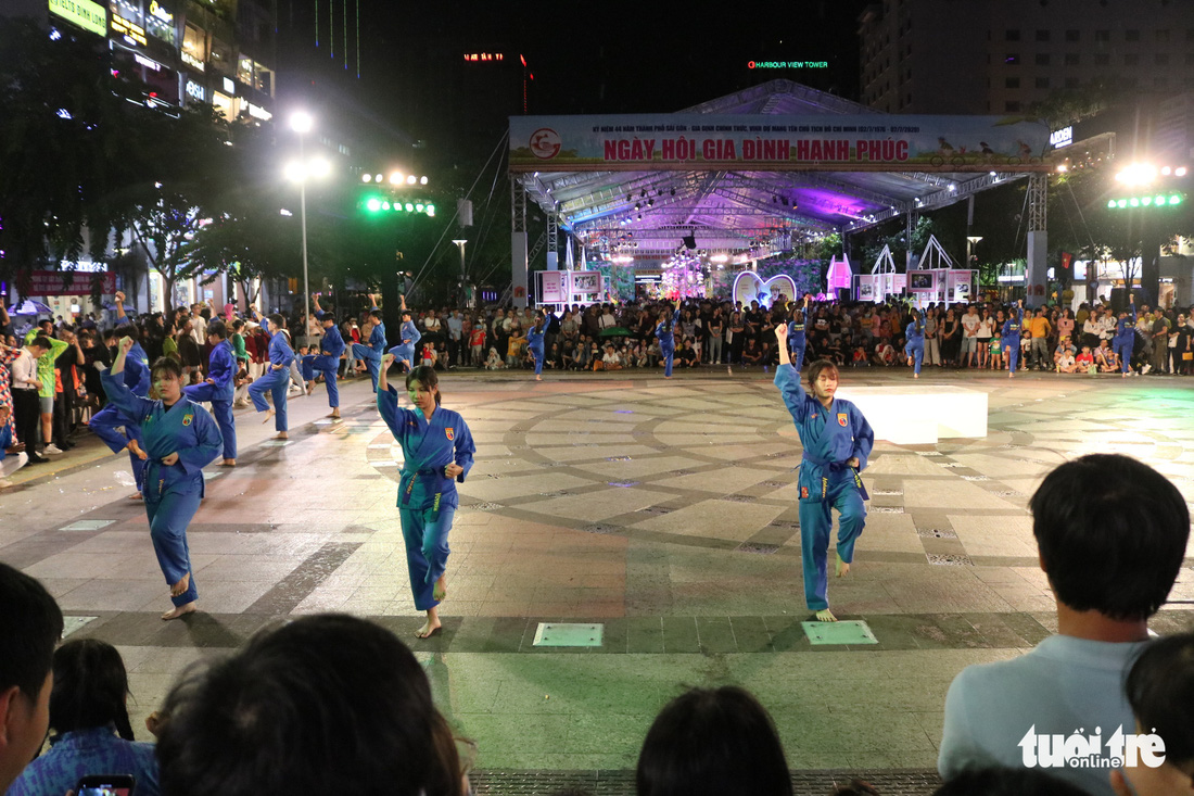 Lễ hội TP.HCM diễn ra 6 ngày từ 10h đến 22h30 tại phố đi bộ Nguyễn Huệ - Ảnh 10.