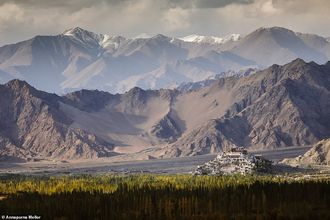 Mùa dịch ở nhà và ngắm thế giới tươi đẹp qua ống kính National Geographic Traveller - Ảnh 10.