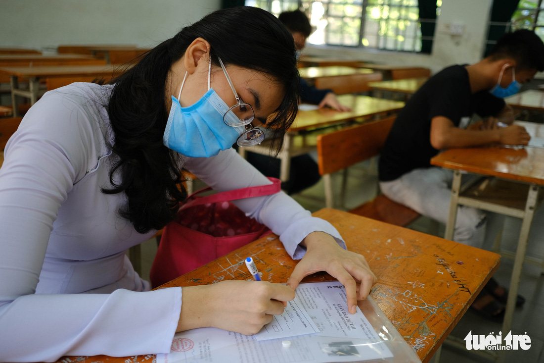 11.000 thí sinh Đà Nẵng đi xét nghiệm COVID-19, chuẩn bị bước vào kỳ thi đặc biệt - Ảnh 4.
