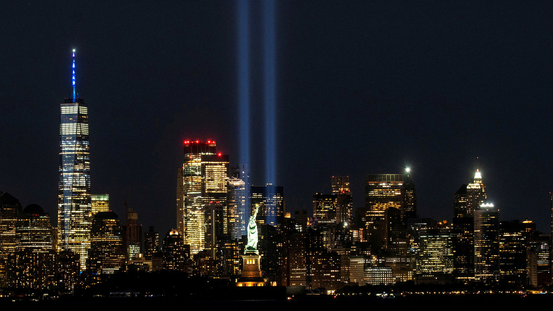 Mỹ tưởng niệm gần 3.000 nạn nhân tử vong do khủng bố ngày 11-9 - Ảnh 5.