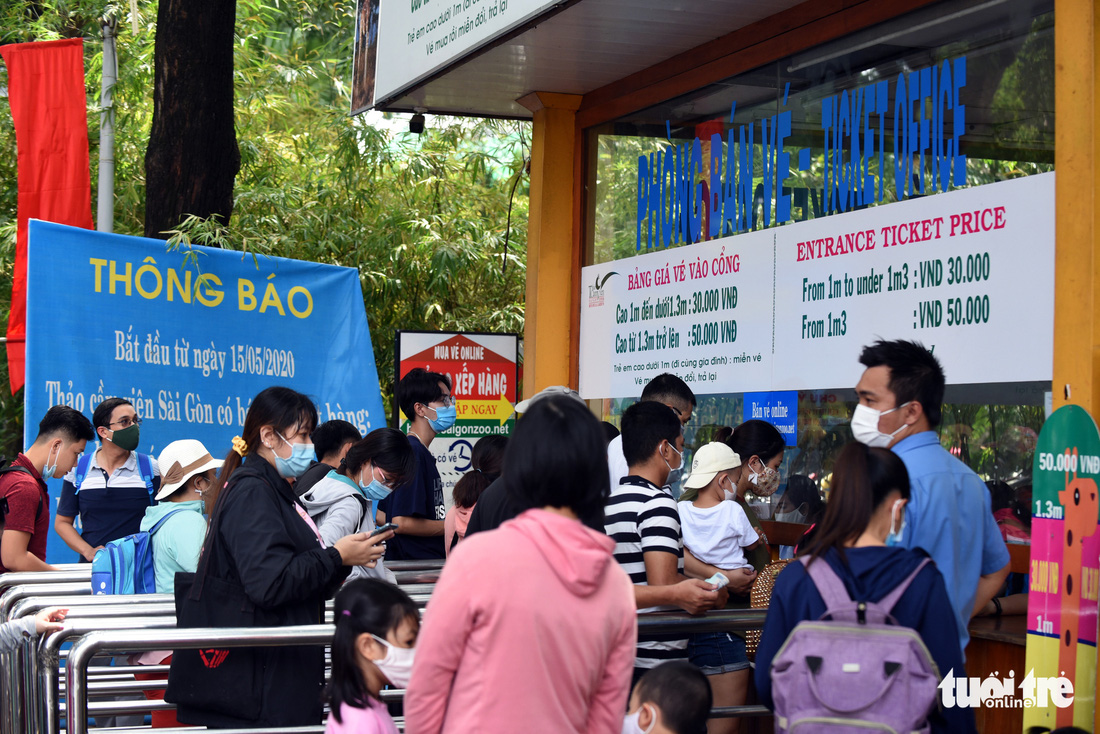 Thảo cầm viên Sài Gòn đông nghẹt khách đến chơi lễ - Ảnh 6.