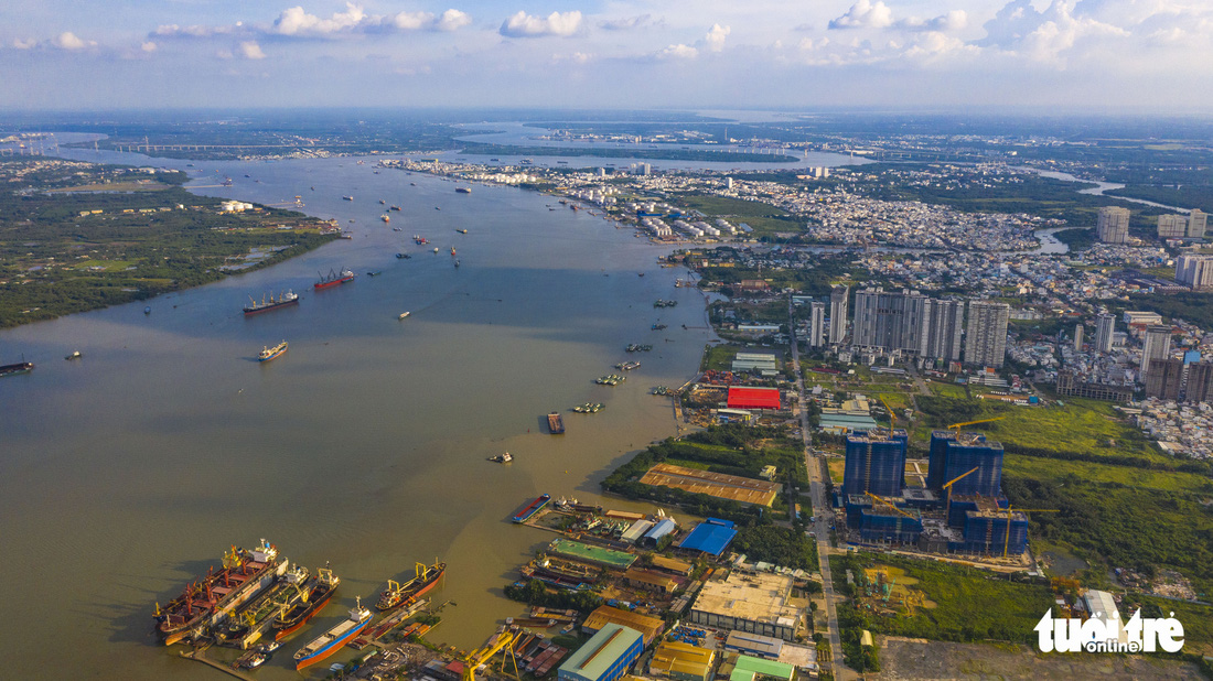 Ngắm Sài Gòn - thành phố hoa lệ bên những dòng sông - Ảnh 16.
