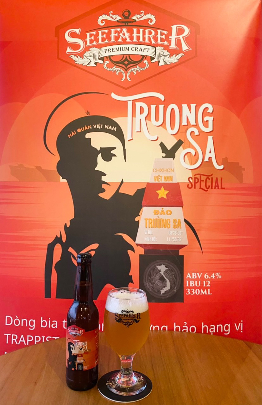 Lần đầu tiên Việt Nam có bia mang tên biển đảo - Ảnh 1.