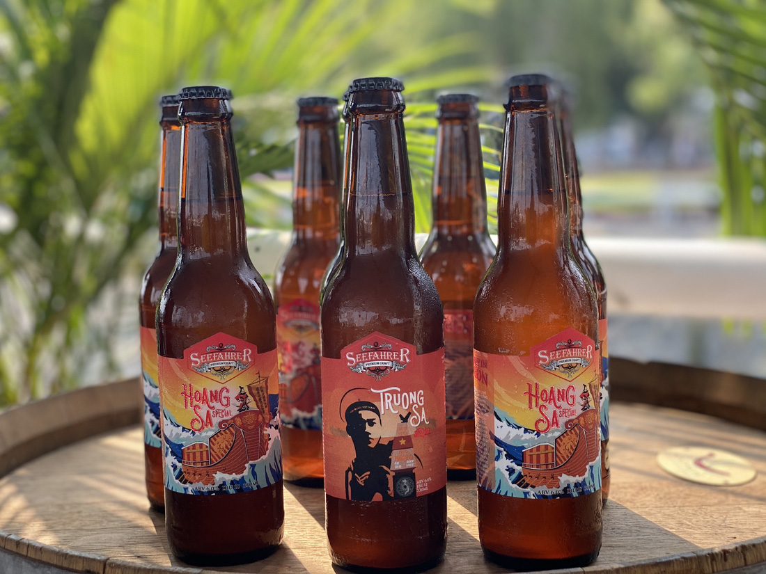Lần đầu tiên Việt Nam có bia mang tên biển đảo - Ảnh 3.
