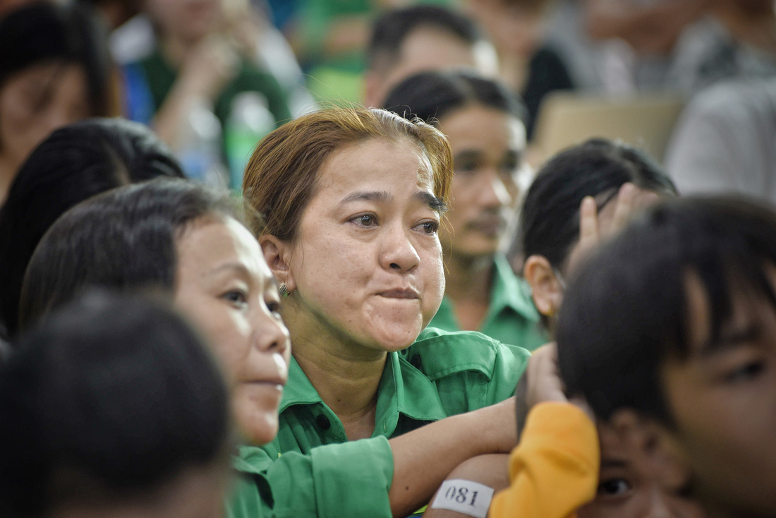 Nghệ nhân dân gian, cao thủ nấu phở ‘dâng mỹ vị’ cho công nhân môi trường - Ảnh 2.