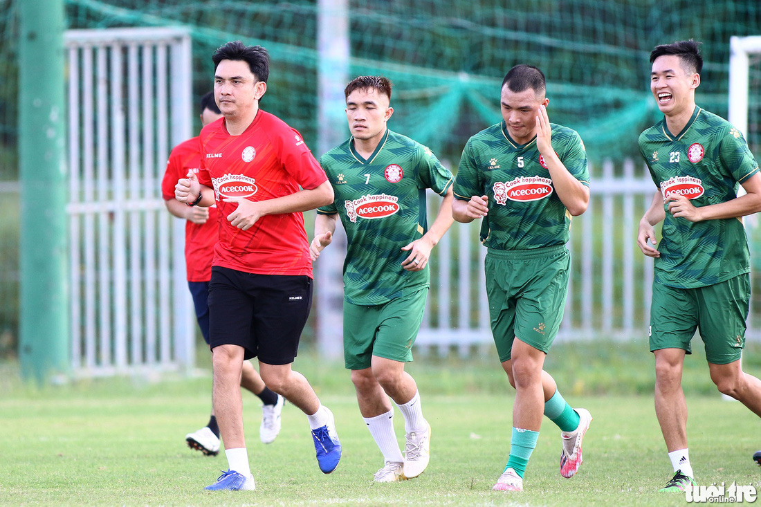 CLB TP.HCM chưa chốt Lee Nguyễn cho V-League 2022 - Ảnh 6.