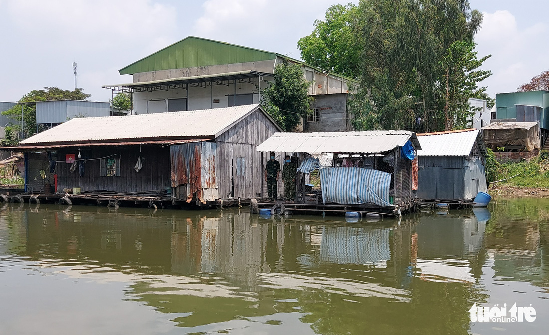 Chia nhỏ quân ‘siết’ biên giới Campuchia để ngăn dịch COVID-19 - Ảnh 9.