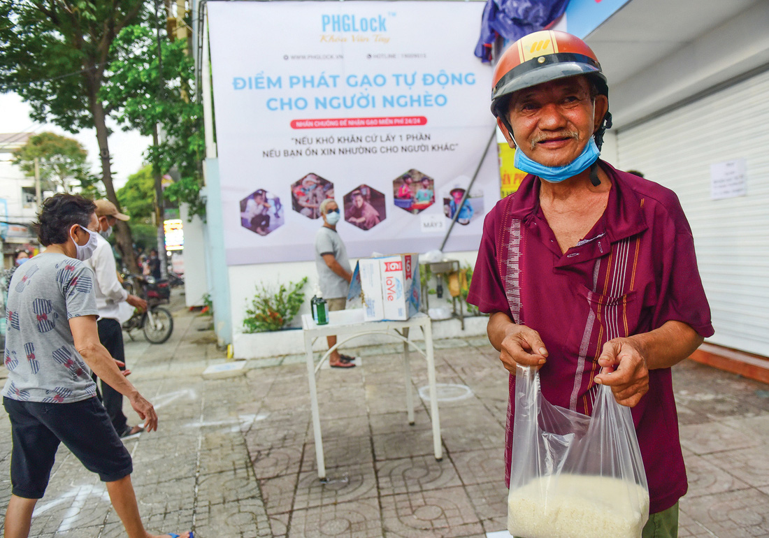 Sài Gòn bao dung - TP.HCM nghĩa tình: Sài Gòn ôm tất cả chúng ta vào lòng - Ảnh 3.