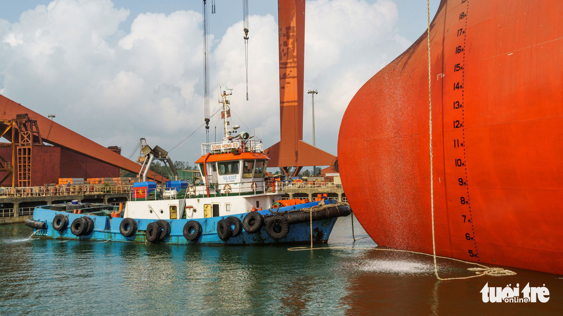 Độ tàu dầu hạng khủng thế giới ở Việt Nam - Ảnh 2.