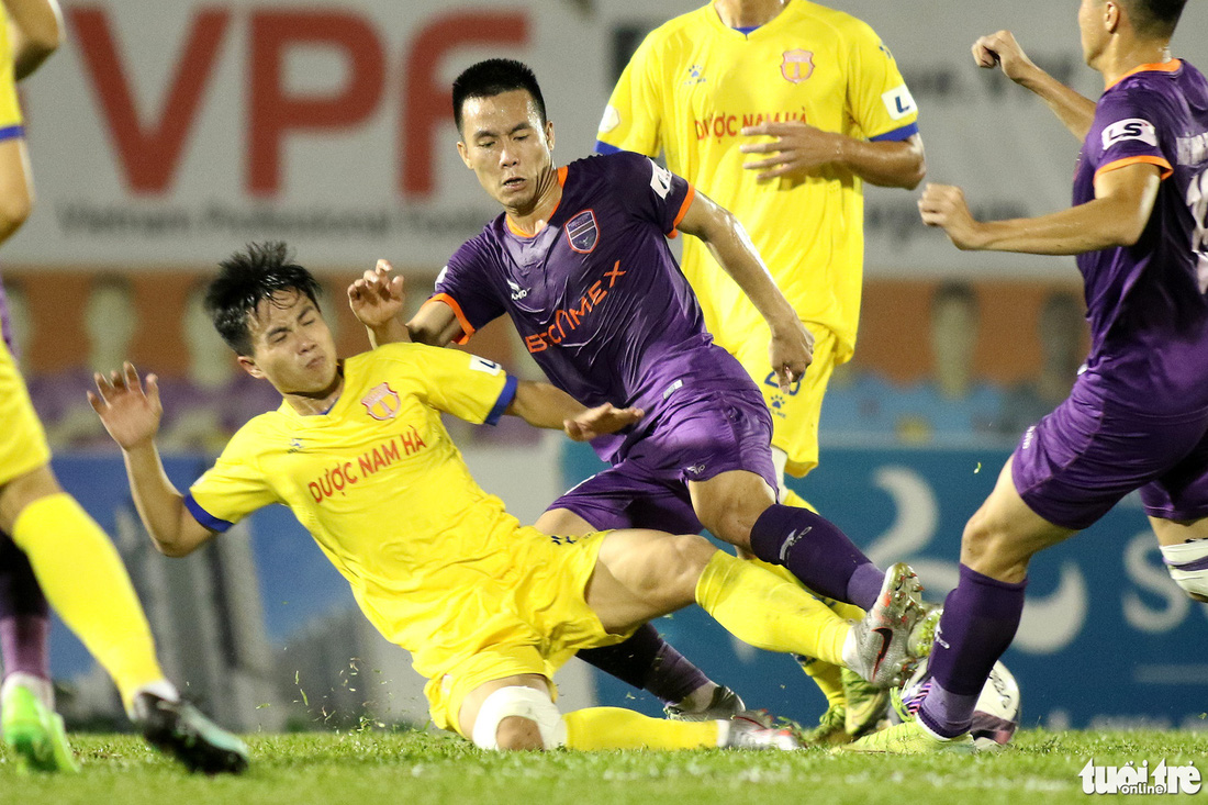 Tiến Linh ghi bàn thắng thứ 41 trong màu áo B.Bình Dương - Ảnh 7.