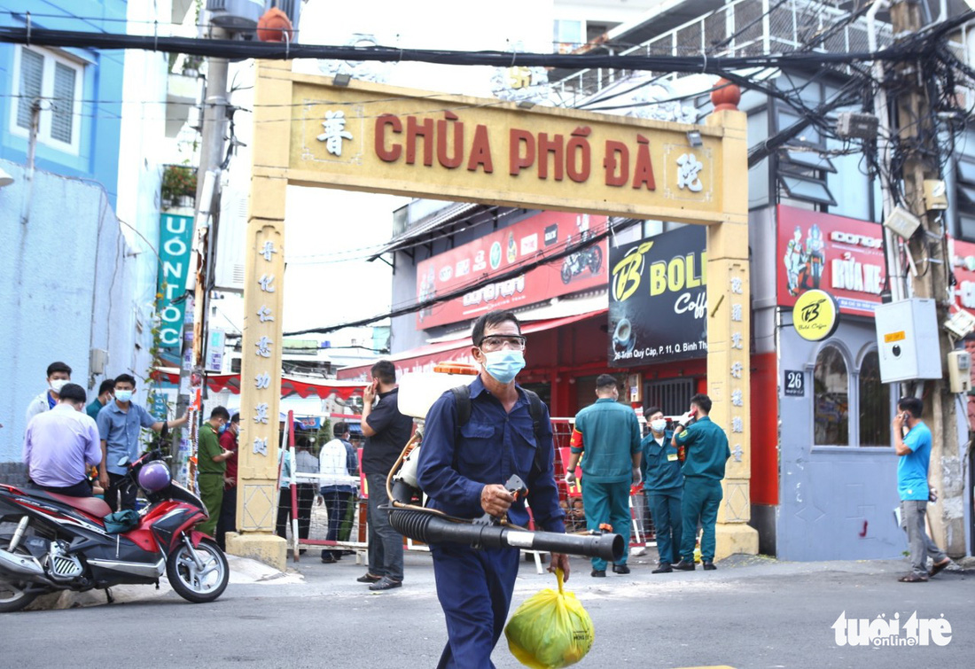 TP.HCM cách ly tập trung người đến hai địa điểm ở quận 12 và Gò Vấp - Ảnh 1.