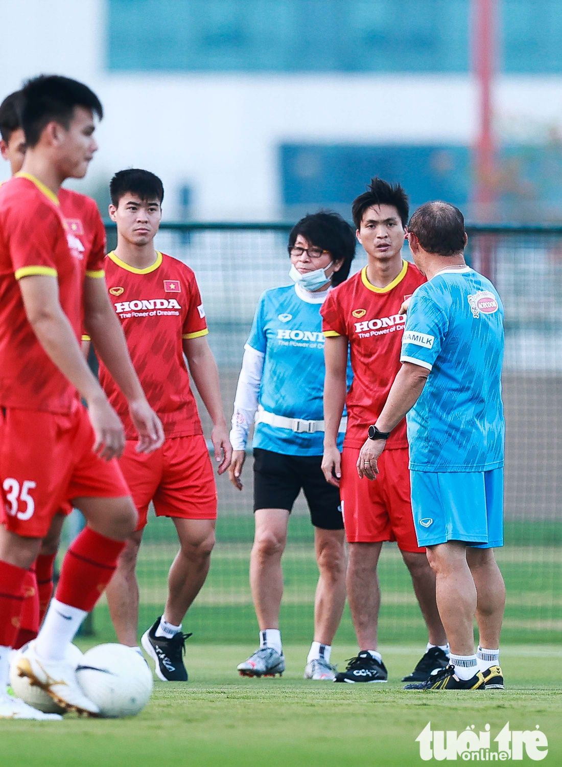 Tuấn Anh tập luyện cùng tuyển Việt Nam - Ảnh 2.