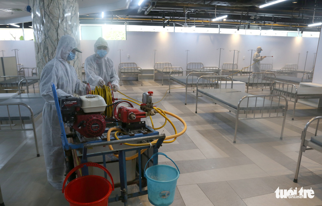 Bên trong Bệnh viện dã chiến số 5 Thuận Kiều Plaza trước giờ nhận bệnh - Ảnh 9.