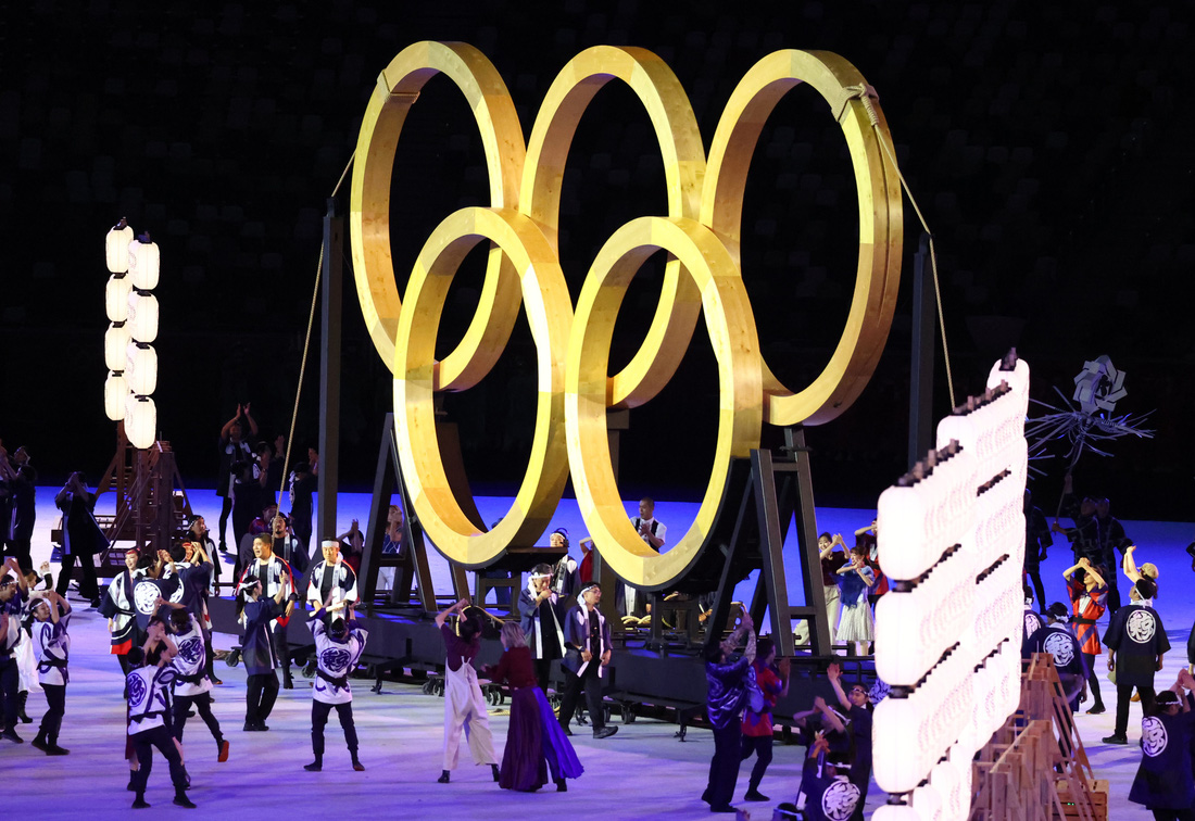 Đài lửa đã được thắp sáng, Olympic 2020 chính thức khai mạc - Ảnh 34.