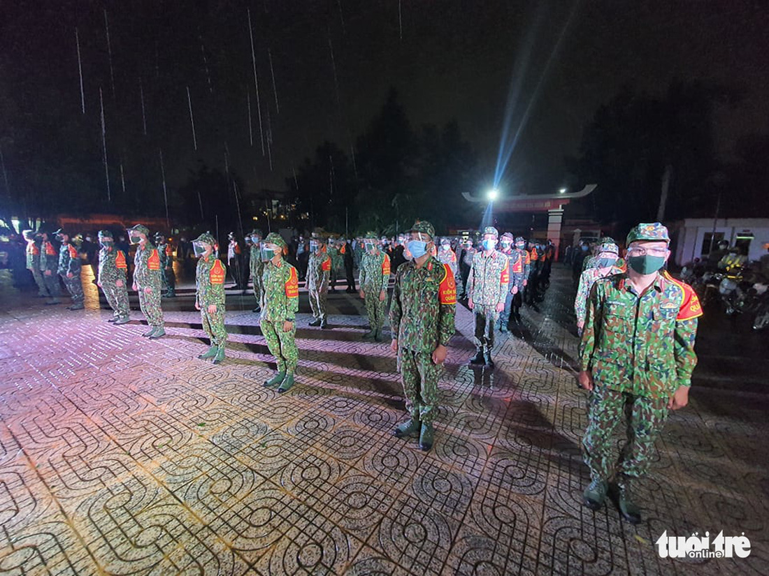 Bộ tư lệnh TP.HCM làm lễ xuất quân lúc 23h ngày 22-8 - Ảnh 9.