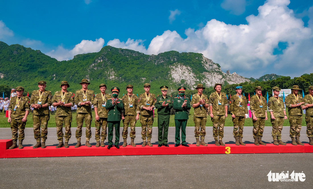 Army Games 2021 bế mạc, đội tuyển Việt Nam về nhất cuộc thi ‘xạ thủ bắn tỉa’ - Ảnh 10.