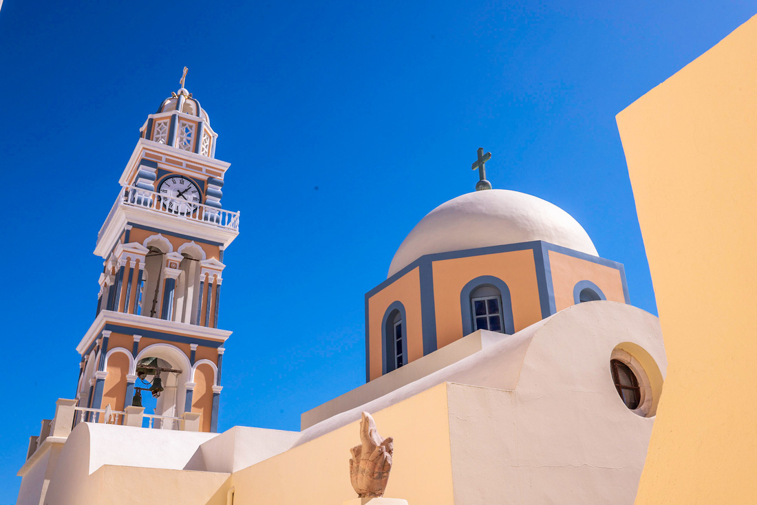 Khám phá thiên đường Santorini cùng blogger du lịch Ngô Trần Hải An - Ảnh 3.
