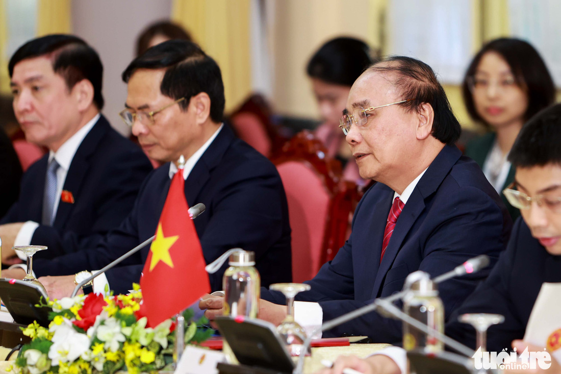 Chủ tịch nước đón và hội đàm Tổng thống Singapore thăm cấp nhà nước Việt Nam - Ảnh 7.