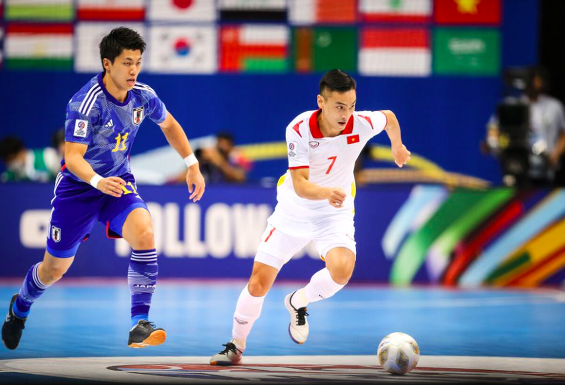 Thua Nhật Bản, Việt Nam vẫn đi tiếp ở Giải futsal vô địch châu Á 2022 - Ảnh 1.