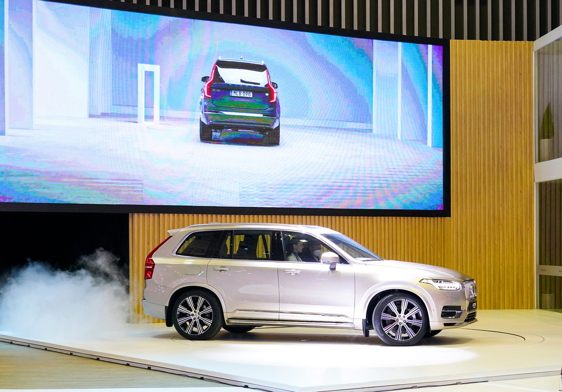 Volvo chào hàng khách Việt loạt xe xanh, tràn ngập công nghệ - Ảnh 4.