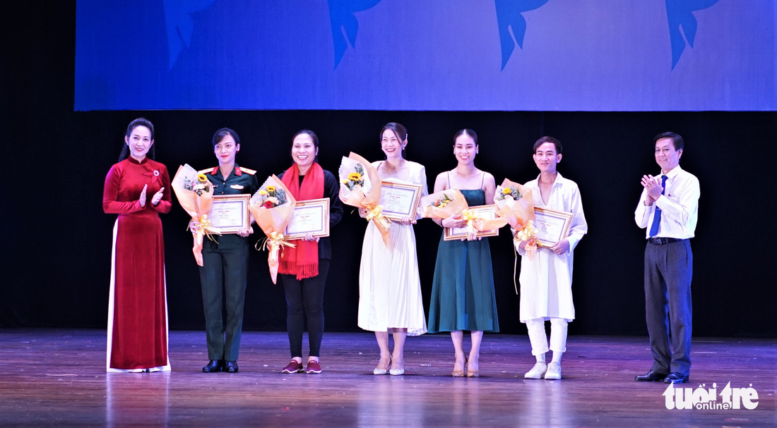 Liên hoan nghệ thuật múa TP.HCM mở rộng trao giải - Ảnh 3.