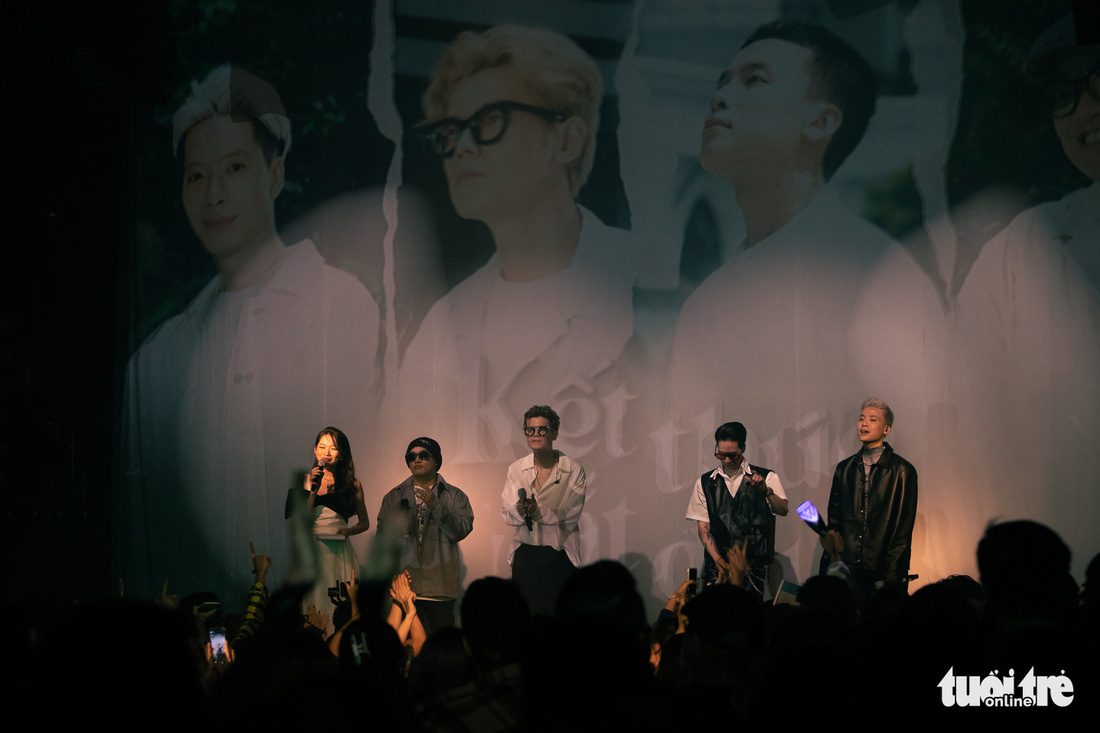 Da LAB bùng nổ với 15 ca khúc trong live show ra mắt MV mới - Ảnh 1.