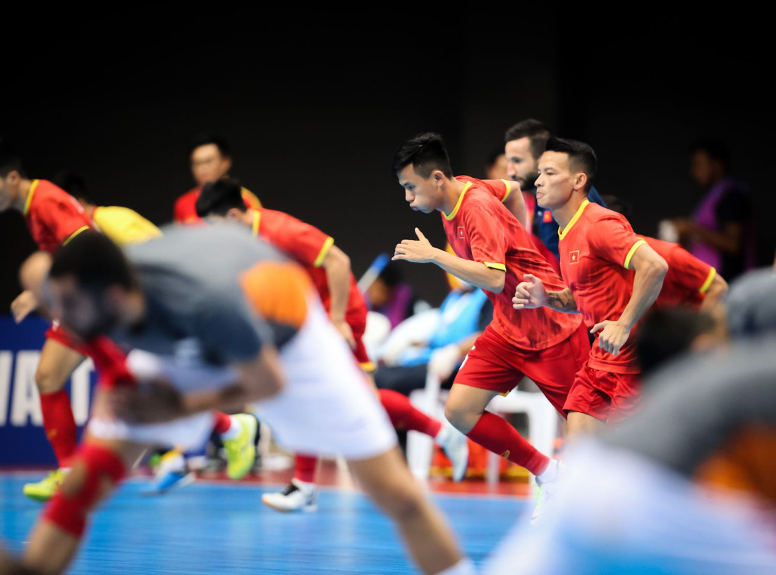 Futsal Việt Nam chia tay Giải vô địch châu Á sau trận thua 1-8 trước Iran - Ảnh 6.