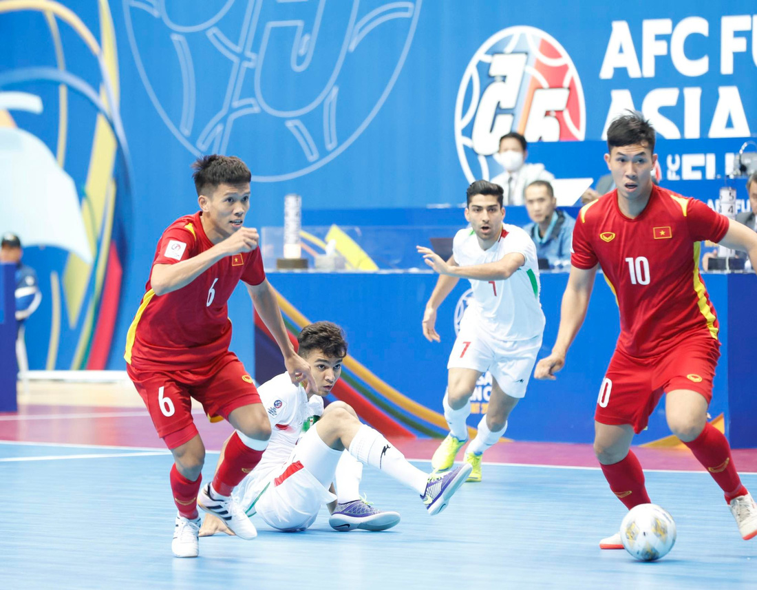 Futsal Việt Nam chia tay Giải vô địch châu Á sau trận thua 1-8 trước Iran - Ảnh 4.