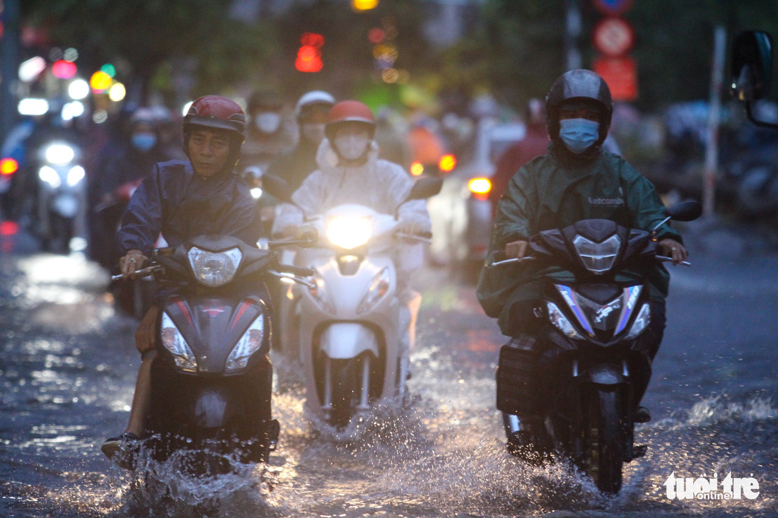 Tin sáng 9-10: 11 lĩnh vực thôi chức không lập ngay doanh nghiệp; Hôm nay gió mùa về, Hà Nội lạnh - Ảnh 2.