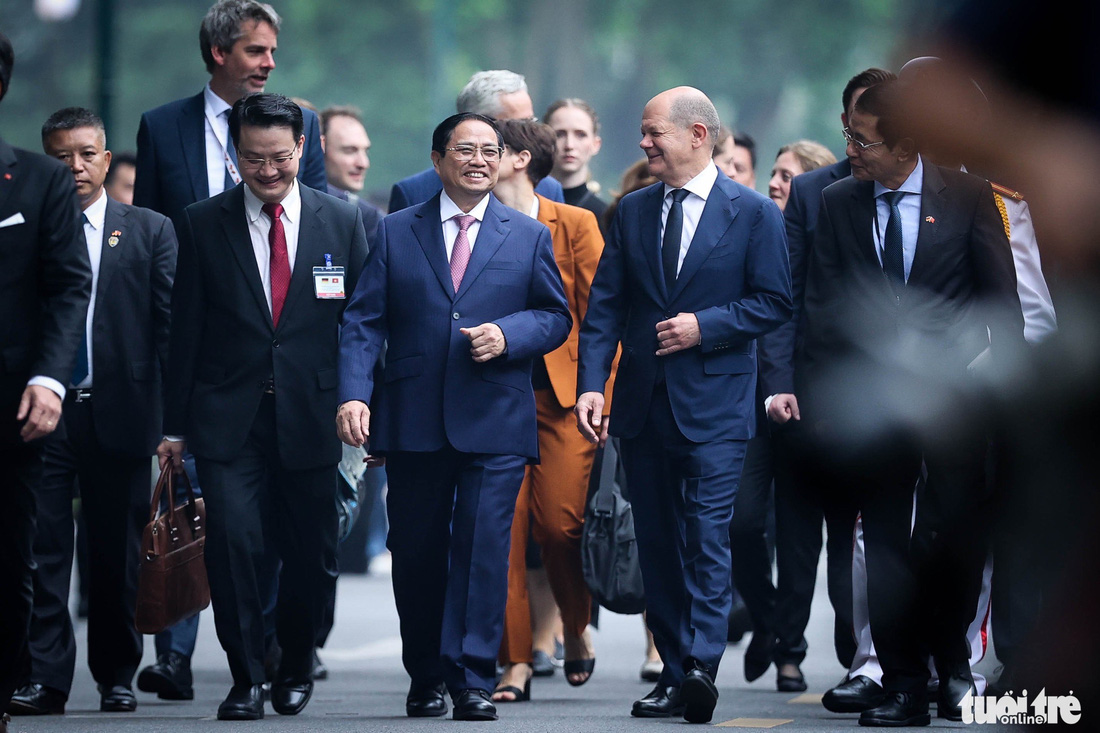 Thủ tướng Phạm Minh Chính đón và hội đàm với Thủ tướng Đức Olaf Scholz - Ảnh 3.