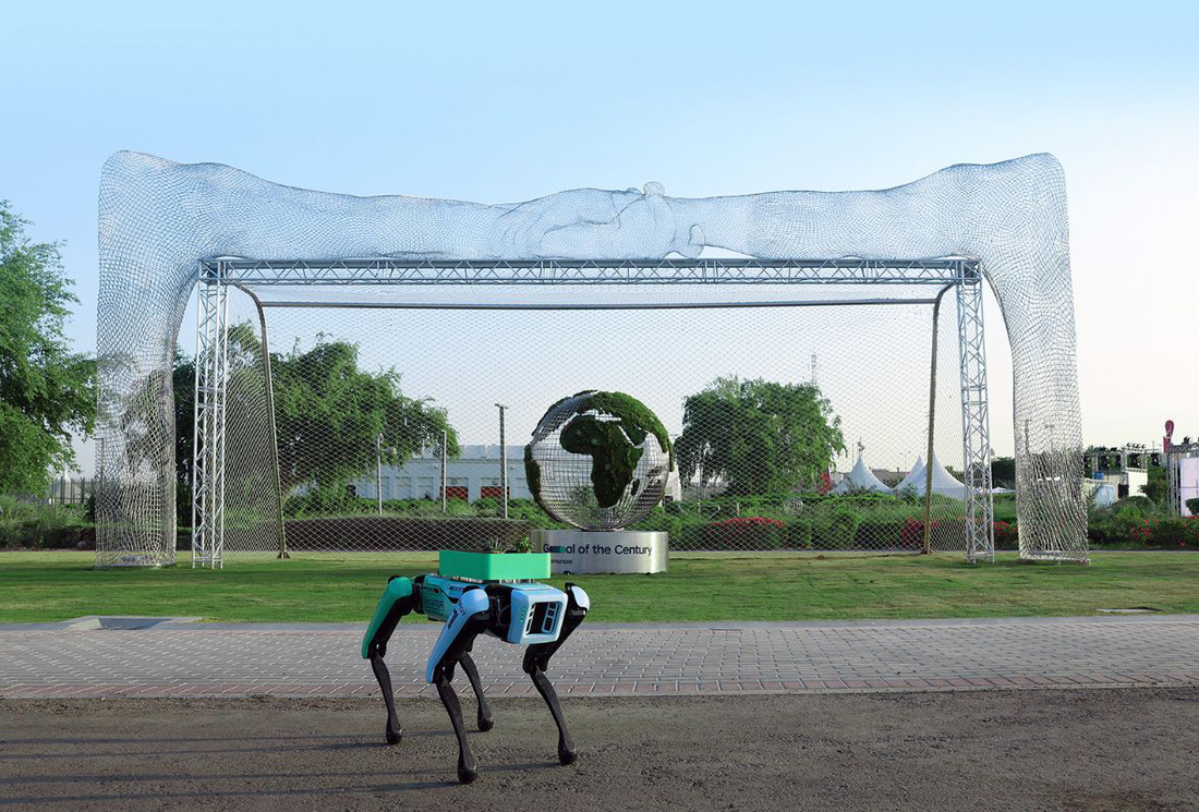 Hyundai mở bảo tàng World Cup, tiện quảng bá xe và cả... robot - Ảnh 5.