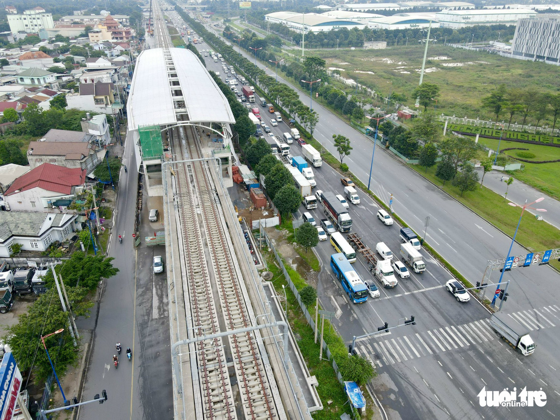 Cận cảnh nhà ga Khu công nghệ cao của tuyến metro số 1 sắp hoàn thành - Ảnh 1.