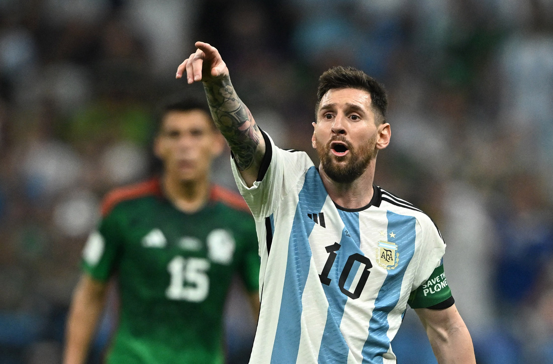 Messi nhận danh hiệu Cầu thủ xuất sắc nhất trận sau khoảnh khắc thiên tài - Ảnh 12.