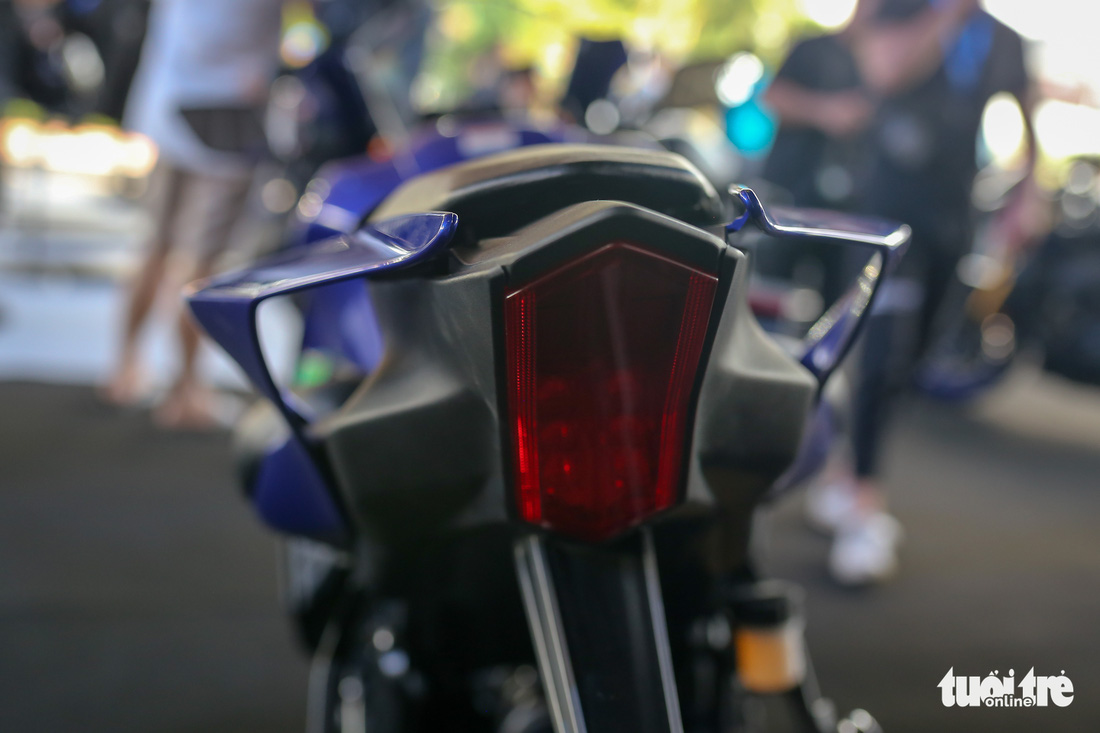 Yamaha YZF-R7 - Sportbike tầm trung giá 269 triệu đồng, thay thế huyền thoại R6 - Ảnh 10.